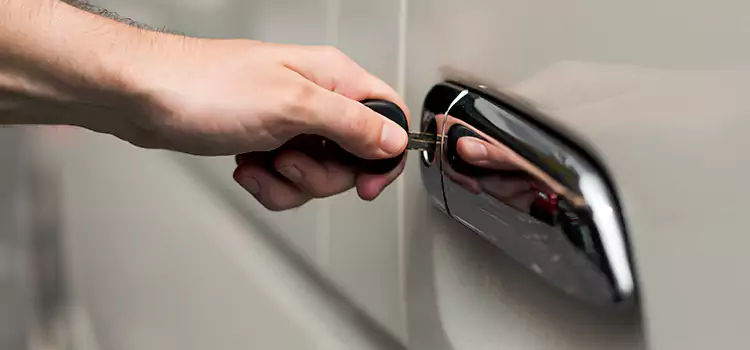 Why Choose Our Auto Locksmith Team in Lakeland, FL?